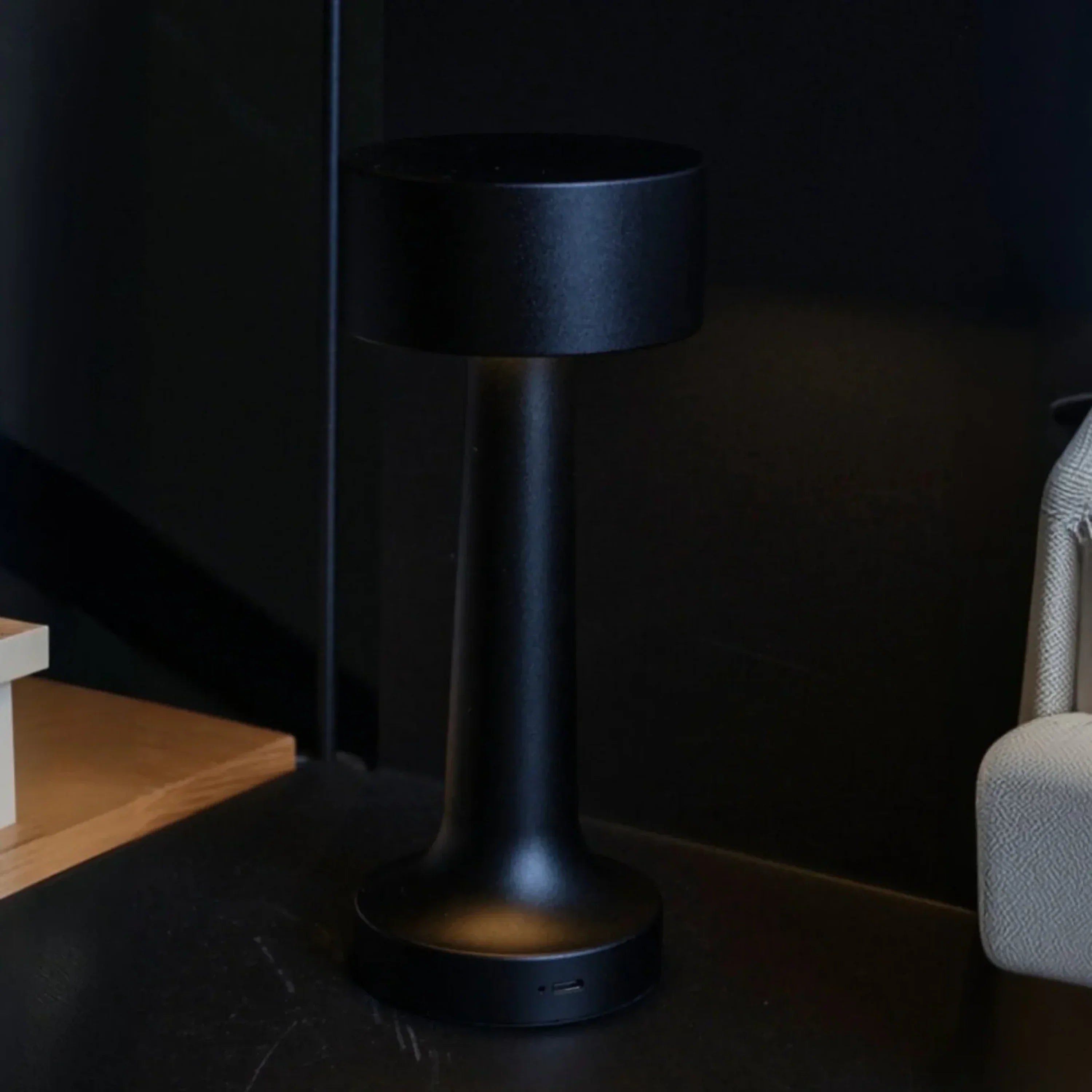 AMBIENTIFY Lunar Rechargeable LED Table Lamp – 5200mAh Dimmable 3 Brightness USB-C Battery Indicator Elegant Design