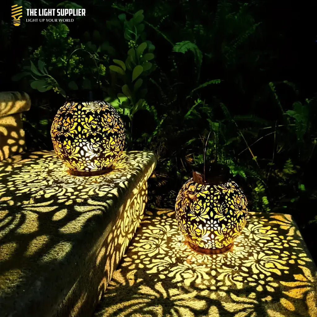 SOLARIFY Luna Retro Solar Garden Lantern – Hanging Outdoor Metal LED Light Waterproof Vintage Atmosphere Lamp