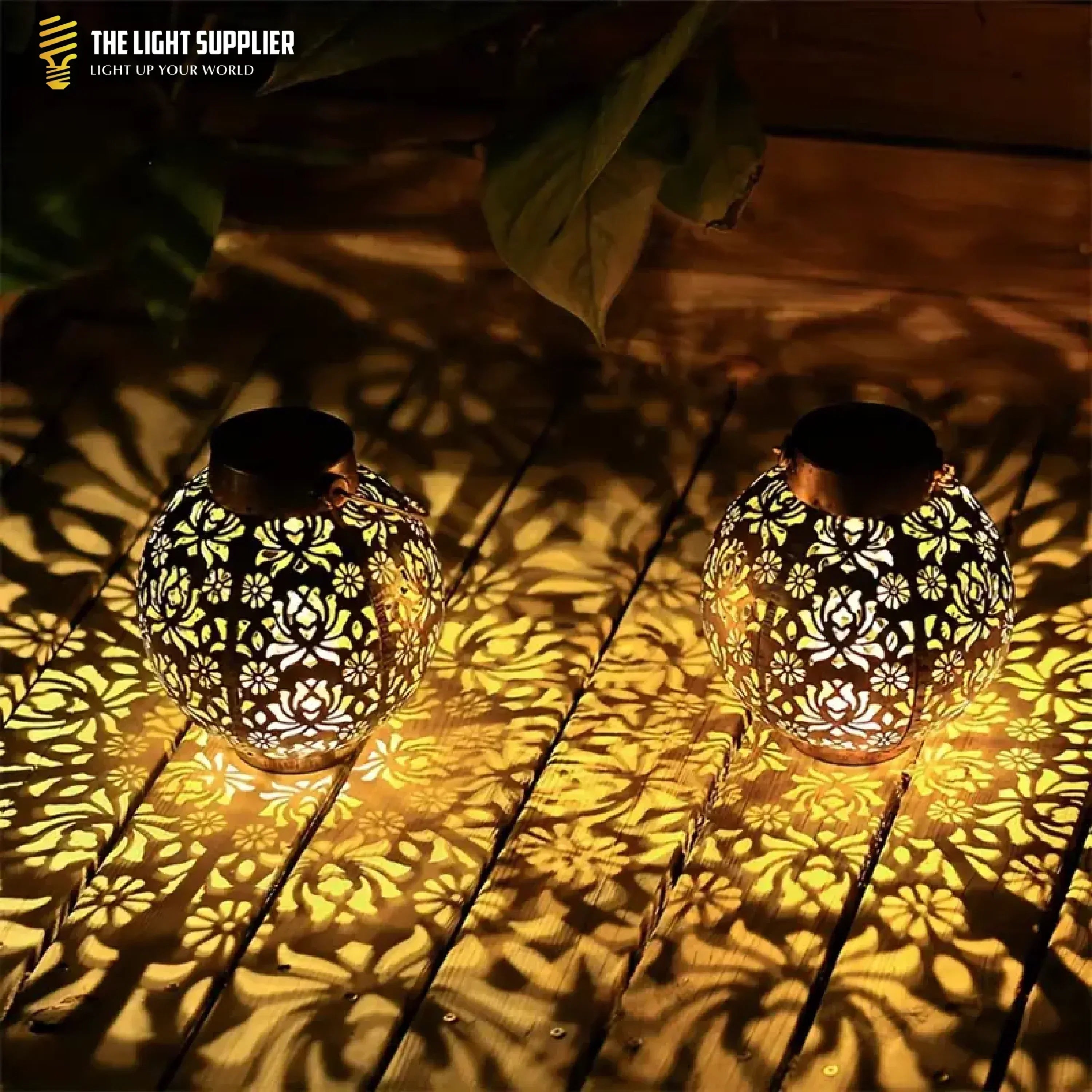 SOLARIFY Luna Retro Solar Garden Lantern – Hanging Outdoor Metal LED Light Waterproof Vintage Atmosphere Lamp