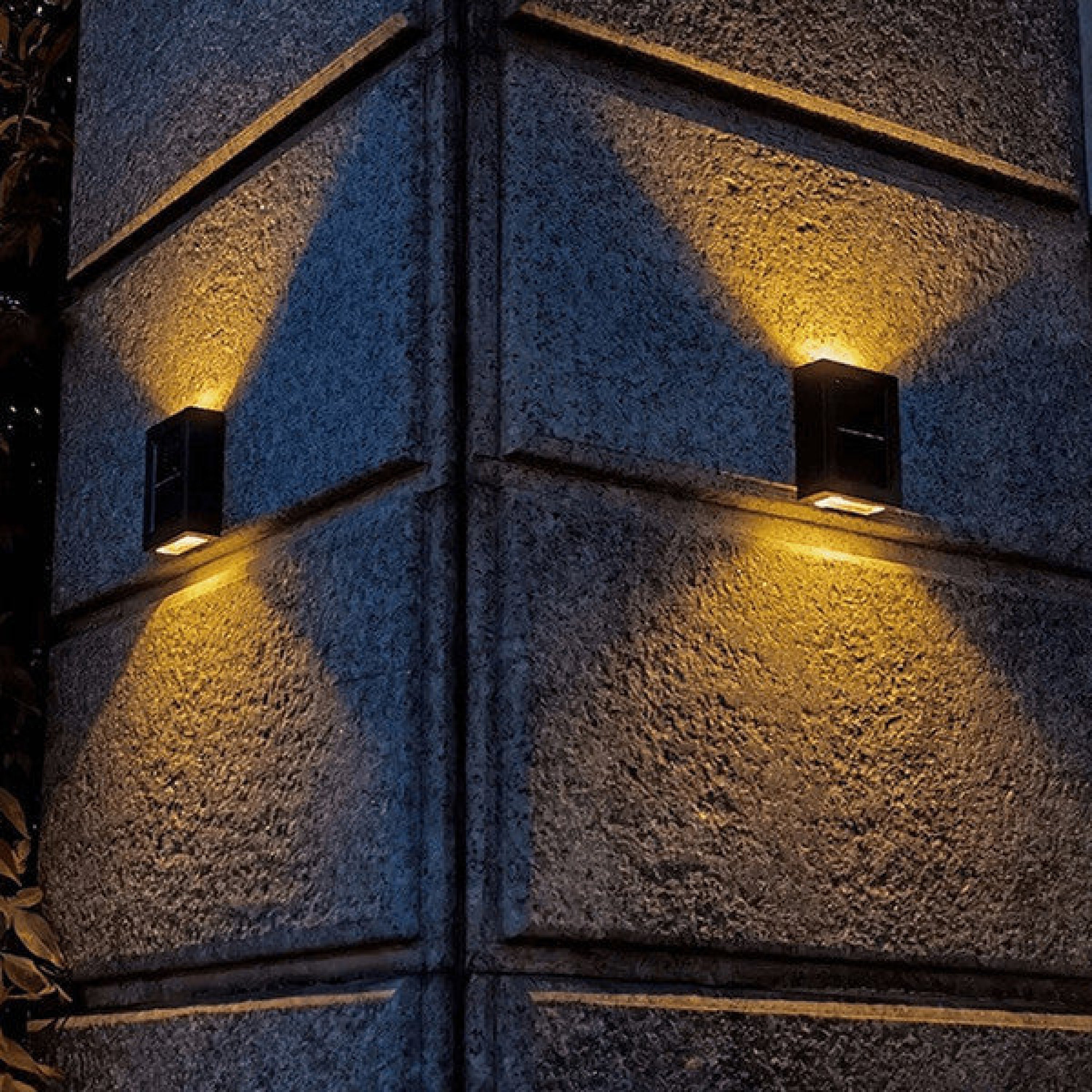 SOLARIFY One Solar LED Wall Light – Outdoor Facade Fence Lamp IP65 Waterproof Warm White Up-Down Light Effect